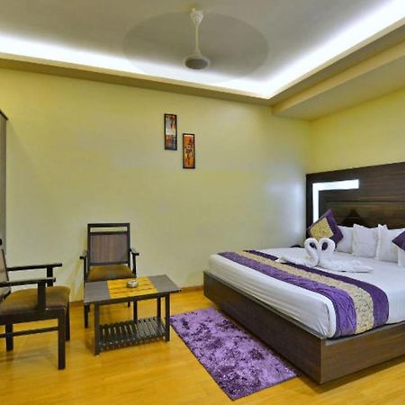 Hotel Samrat Jabalpur Extérieur photo