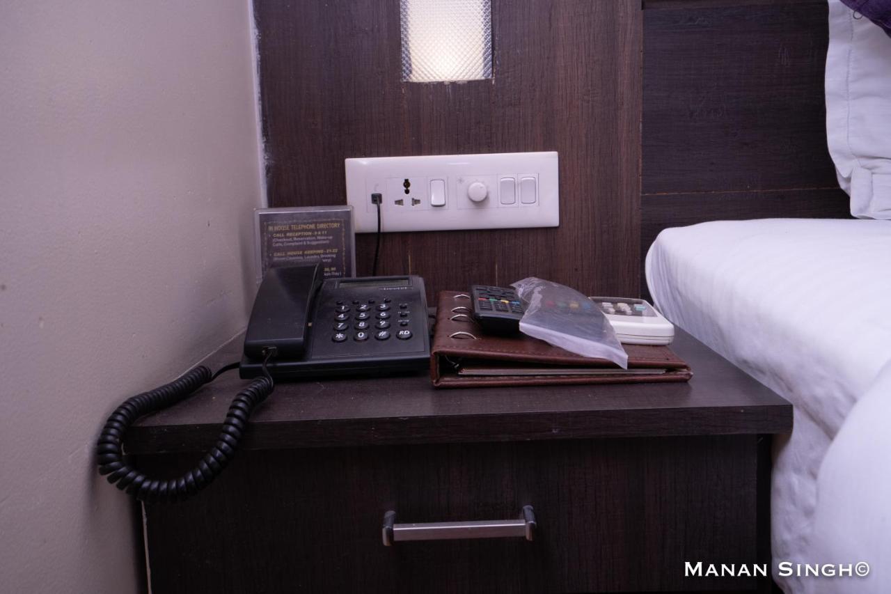 Hotel Samrat Jabalpur Extérieur photo